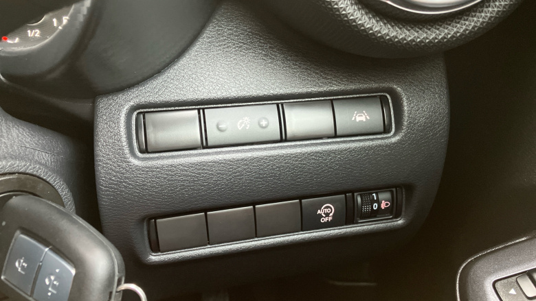 Nissan Juke 1.0 DiG-T 114 Acenta 5dr DCT Petrol Hatchback